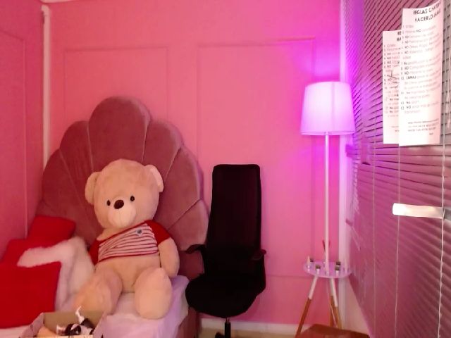 Live sex webcam photo for Diane_sinn #254327036