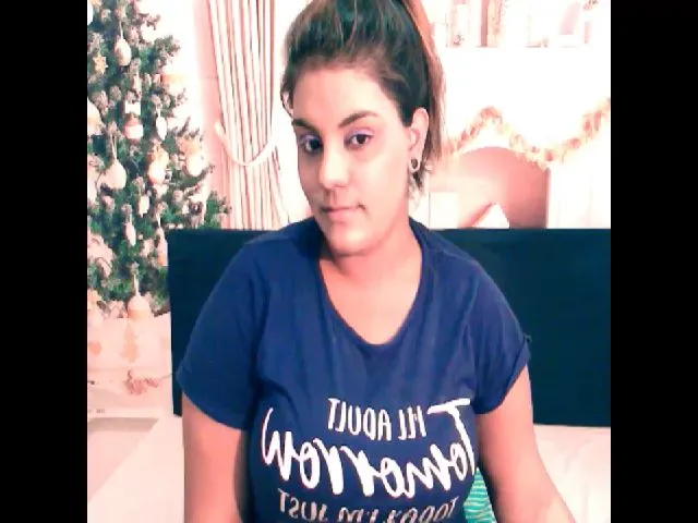 Live sex webcam photo for Sexyindianzn #256209729