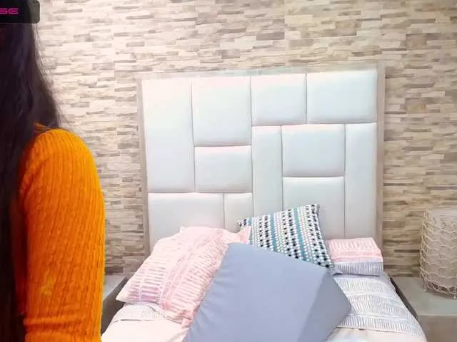 Live sex webcam photo for CoraimaHicks #241241151