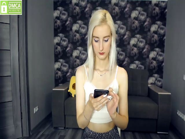 Live sex webcam photo for CharmingRay #255137141