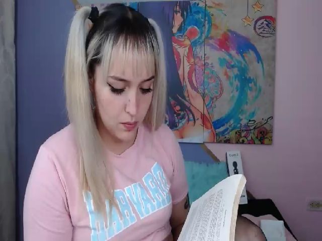 Live sex webcam photo for Anyela_bubble #263058305