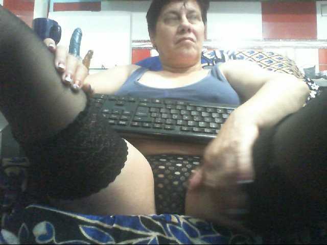 Live sex webcam photo for FilthyMilf1 #258959387