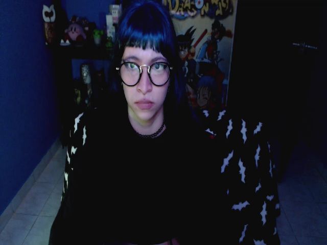 Live sex webcam photo for umaru_michae #259180227