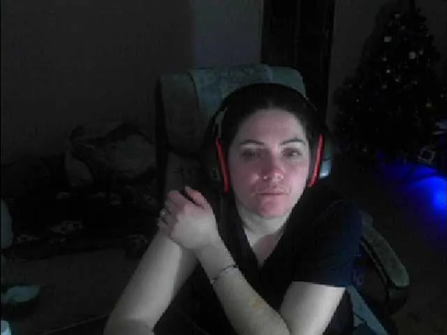 Live sex webcam photo for YourDesire36 #241212277