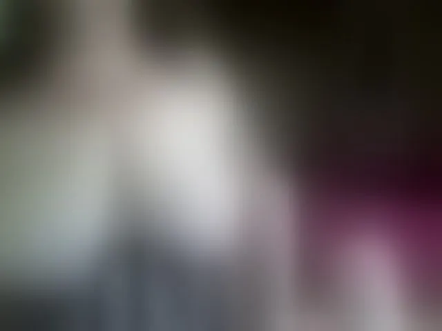 Live sex webcam photo for XTvoiPersikX #264167844