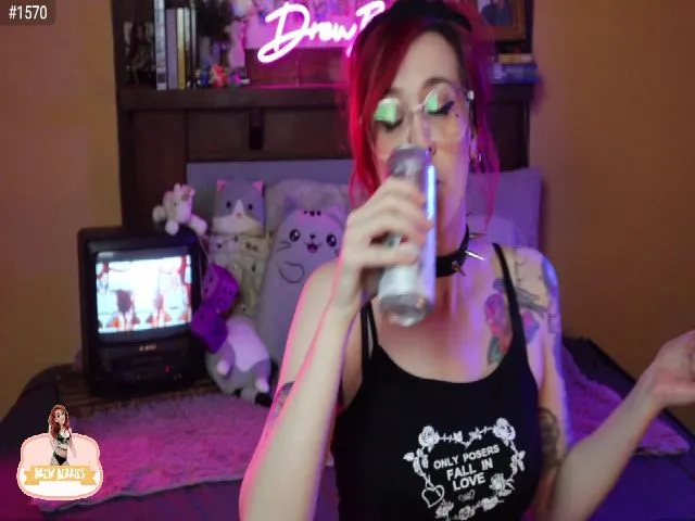 Live sex webcam photo for DrewBerries #259572083