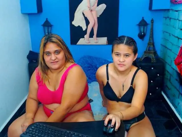 Live sex webcam photo for lindaXhelen #240999833