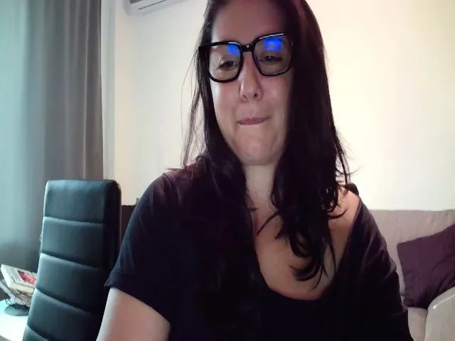 Live sex webcam photo for SILKYWOMAN #253858027