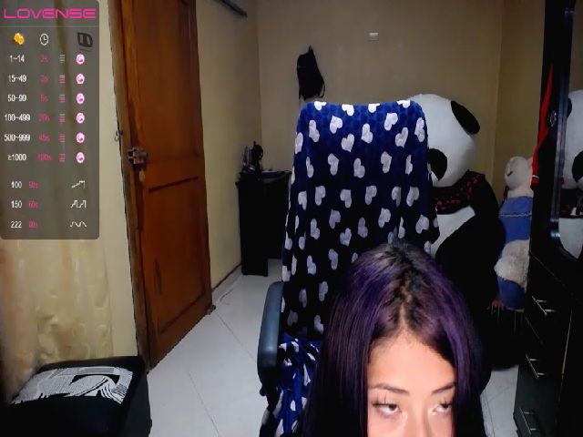 Live sex webcam photo for katalinaxxx_ #254035459