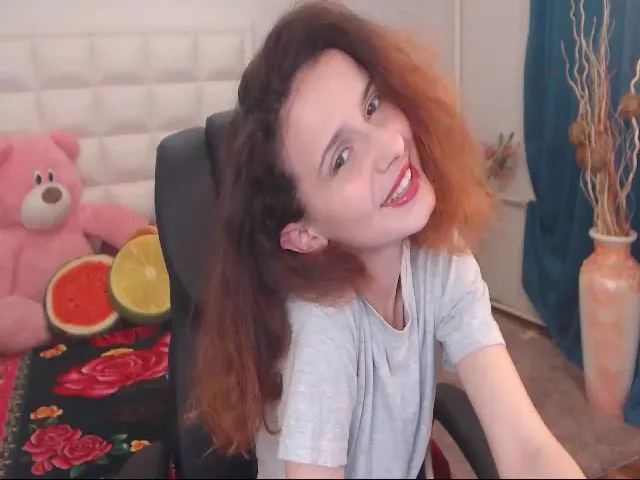 Live sex webcam photo for IrisNichols #264576228