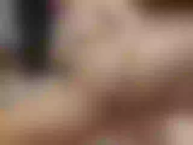 Live sex webcam photo for LouiseJenkin #261184256