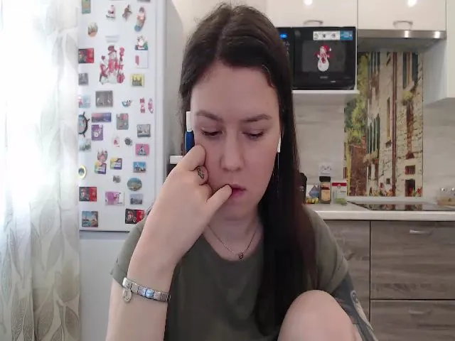 Live sex webcam photo for WonderXGirlXX #261313042