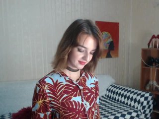 Live sex webcam photo for -LadyLUCK- #240505002