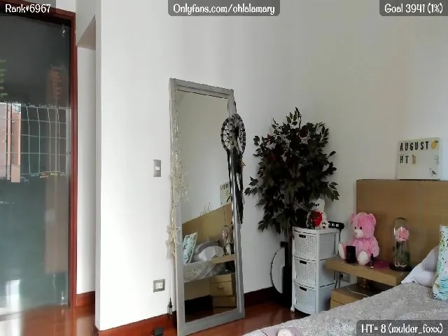 Live sex webcam photo for MaryVader #263312532