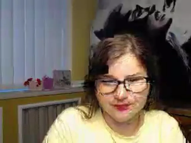 Live sex webcam photo for MonLais #259414700