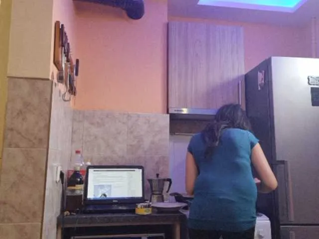 Live sex webcam photo for sexybadbitch #241243522