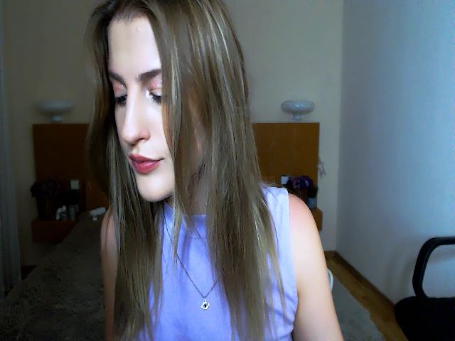 Live sex webcam photo for Sofia__White #263861613