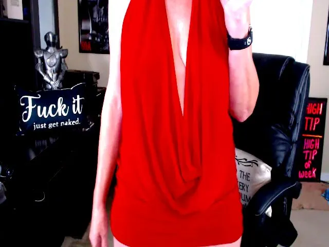 Live sex webcam photo for SummerKnightz #252687312