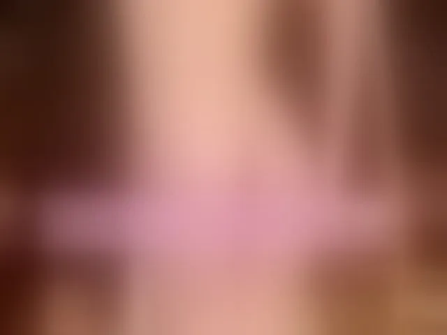 Live sex webcam photo for Angelytaxx #254389302