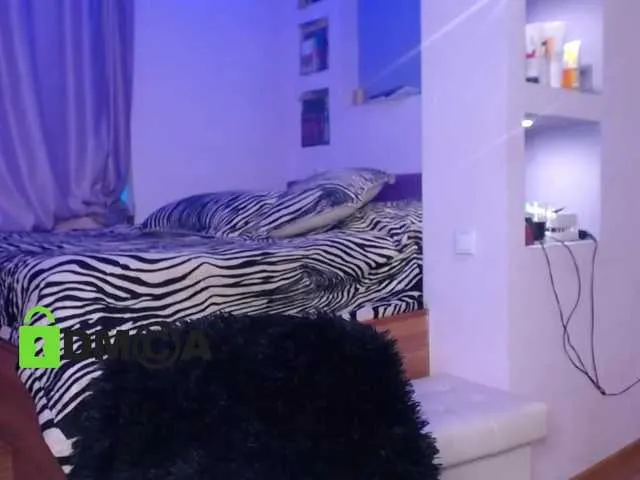 Live sex webcam photo for icevanillaice #241279402