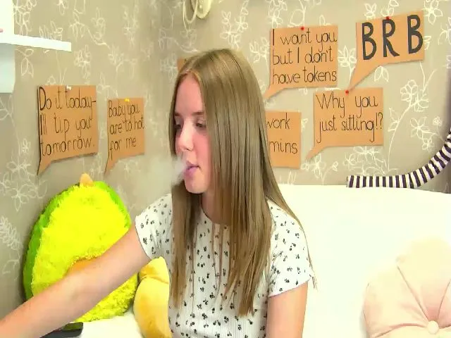 Live sex webcam photo for CaNaDaDi #264739412