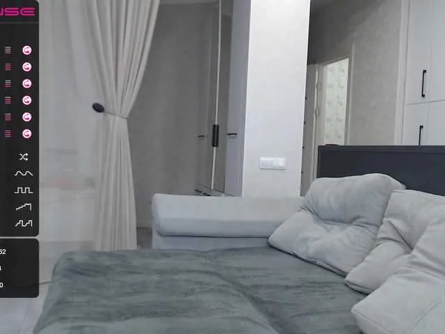 Live sex webcam photo for -MaybeBaby- #241242635