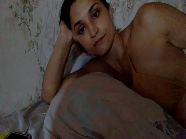 Live sex webcam photo for JolyBoss #254815954