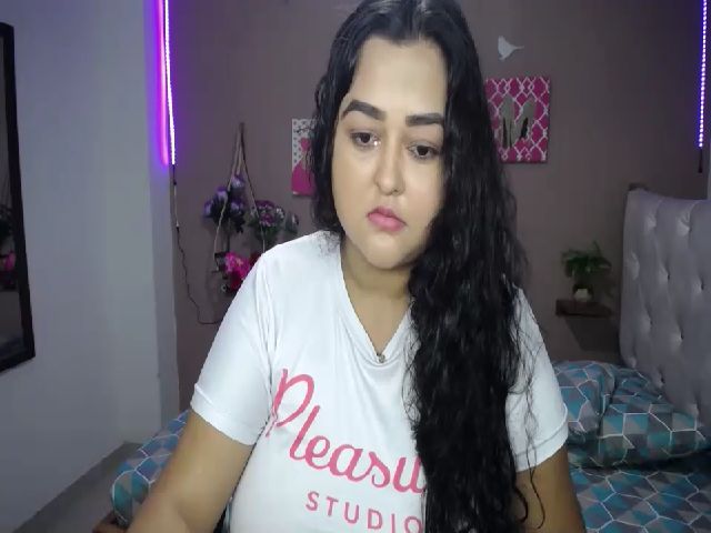 Live sex webcam photo for Mia_palmira #260663597