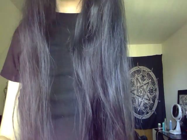 Live sex webcam photo for LilithLucid #260898794
