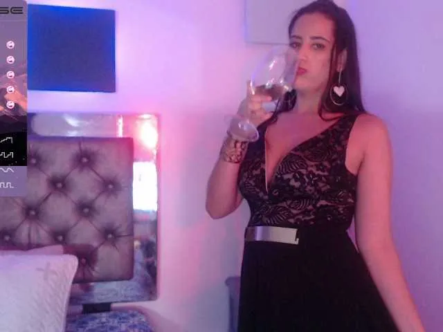 Live sex webcam photo for SamaraEyes #241036995