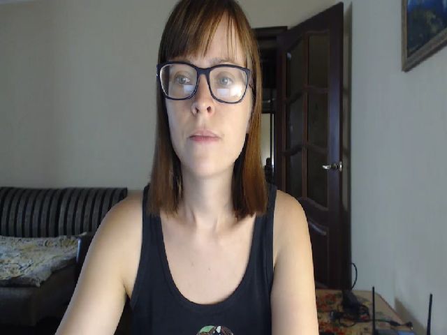 Live sex webcam photo for SmallUniverse #265419174