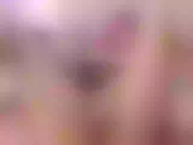 Live sex webcam photo for Sophie_pink18 #252540607