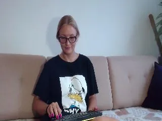Live sex webcam photo for UrBlack_Kitty #252110199