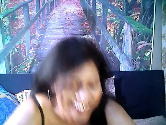 Live sex webcam photo for Mysticxxx4u #263008635