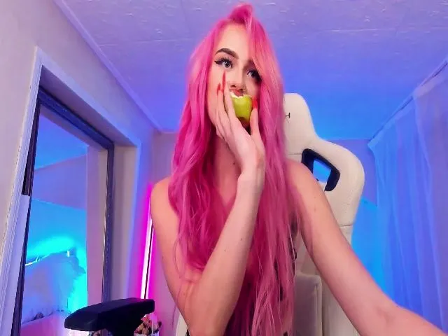Live sex webcam photo for AlisiaDiamond #258149699