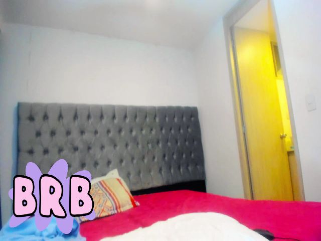 Live sex webcam photo for Afro__Goddess #259475090