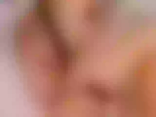 Live sex webcam photo for GracefulKlara #265521159