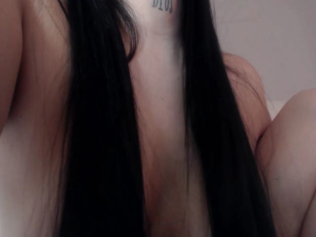 Live sex webcam photo for Kailyn_ #265207656