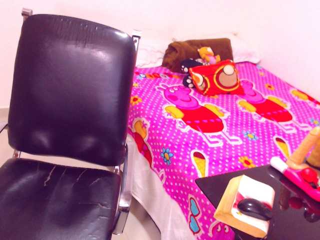 Live sex webcam photo for LizaDouson #241361587