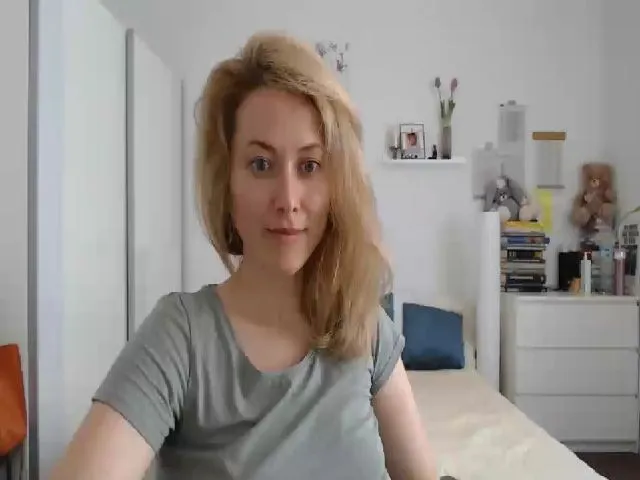 Live sex webcam photo for TessaPerf #260620632