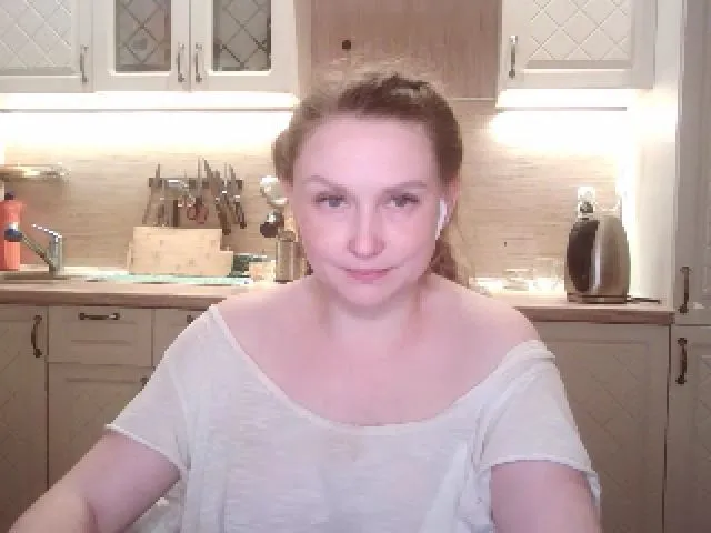 Live sex webcam photo for JaneGrey111 #252271622