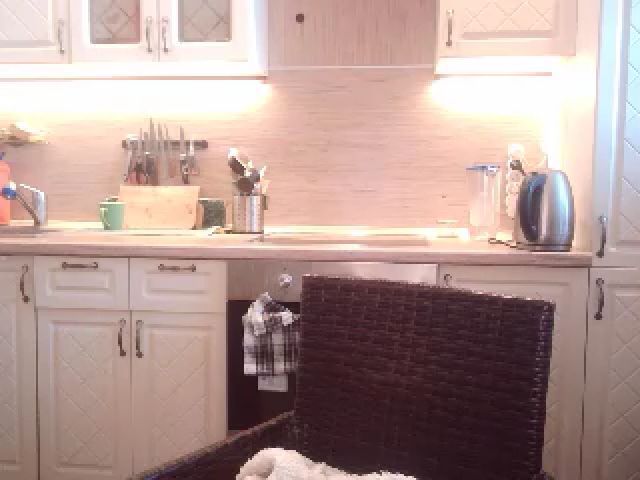 Live sex webcam photo for JaneGrey111 #257335335