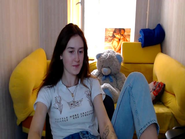 Live sex webcam photo for Honey_dream #261299766