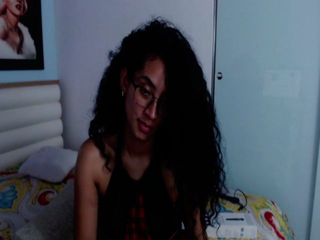 Live sex webcam photo for Jade_lee88 #254445214