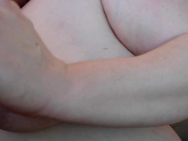 Live sex webcam photo for Dirtyluder #240995758