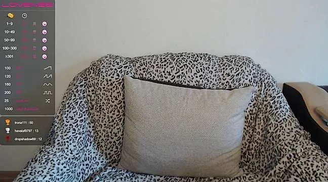 Live sex webcam photo for LucyAbott #244972037