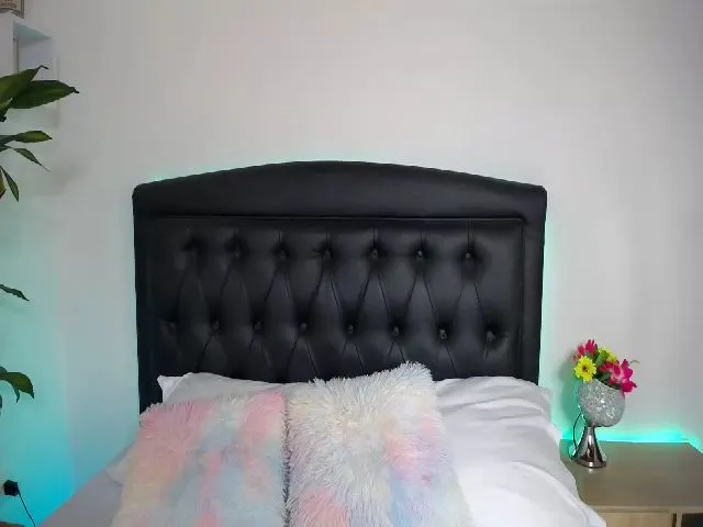 Live sex webcam photo for Mairerf #255335205