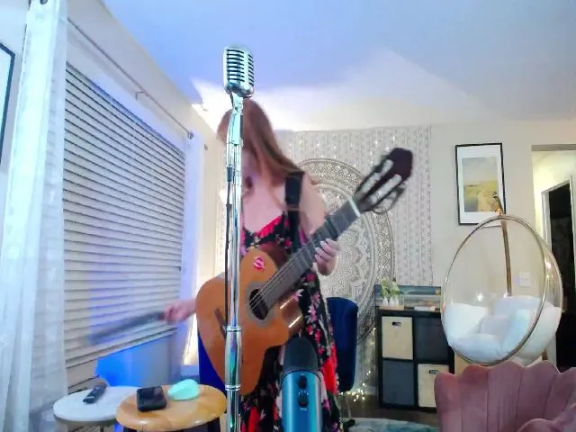 Live sex webcam photo for SquisherGirl #256658607