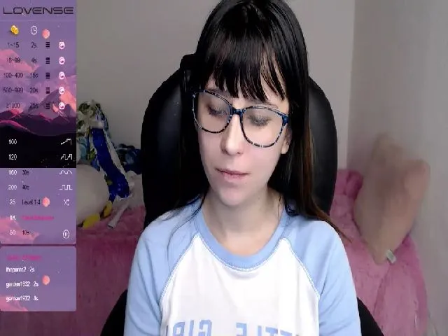 Live sex webcam photo for Paulette655 #255808684