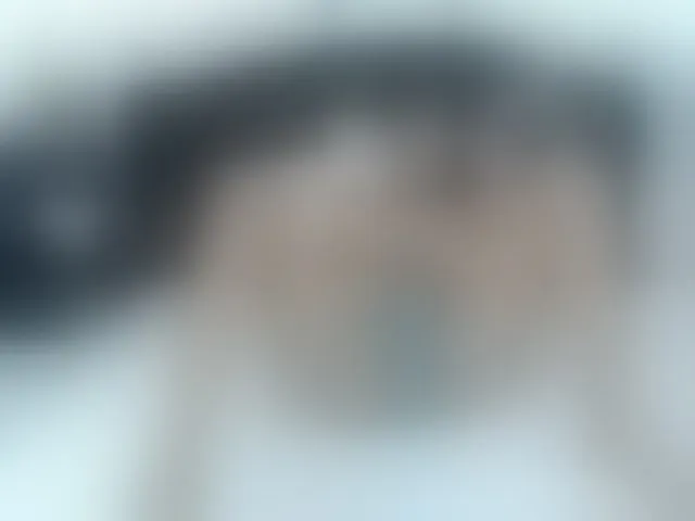 Live sex webcam photo for LeaQueen #240908717